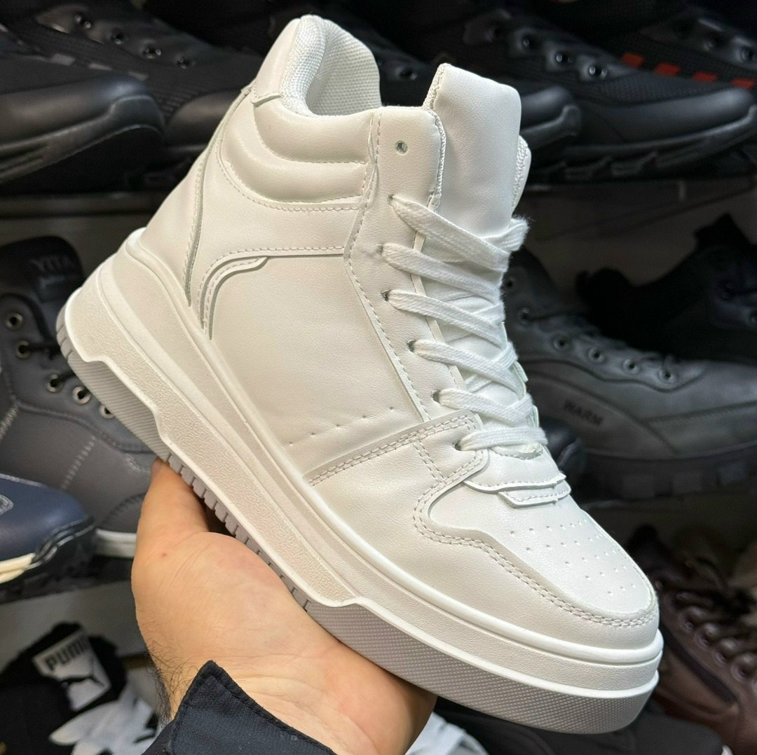 ,высокие кроссовки,обуви,женские кроссовки,кроссовка