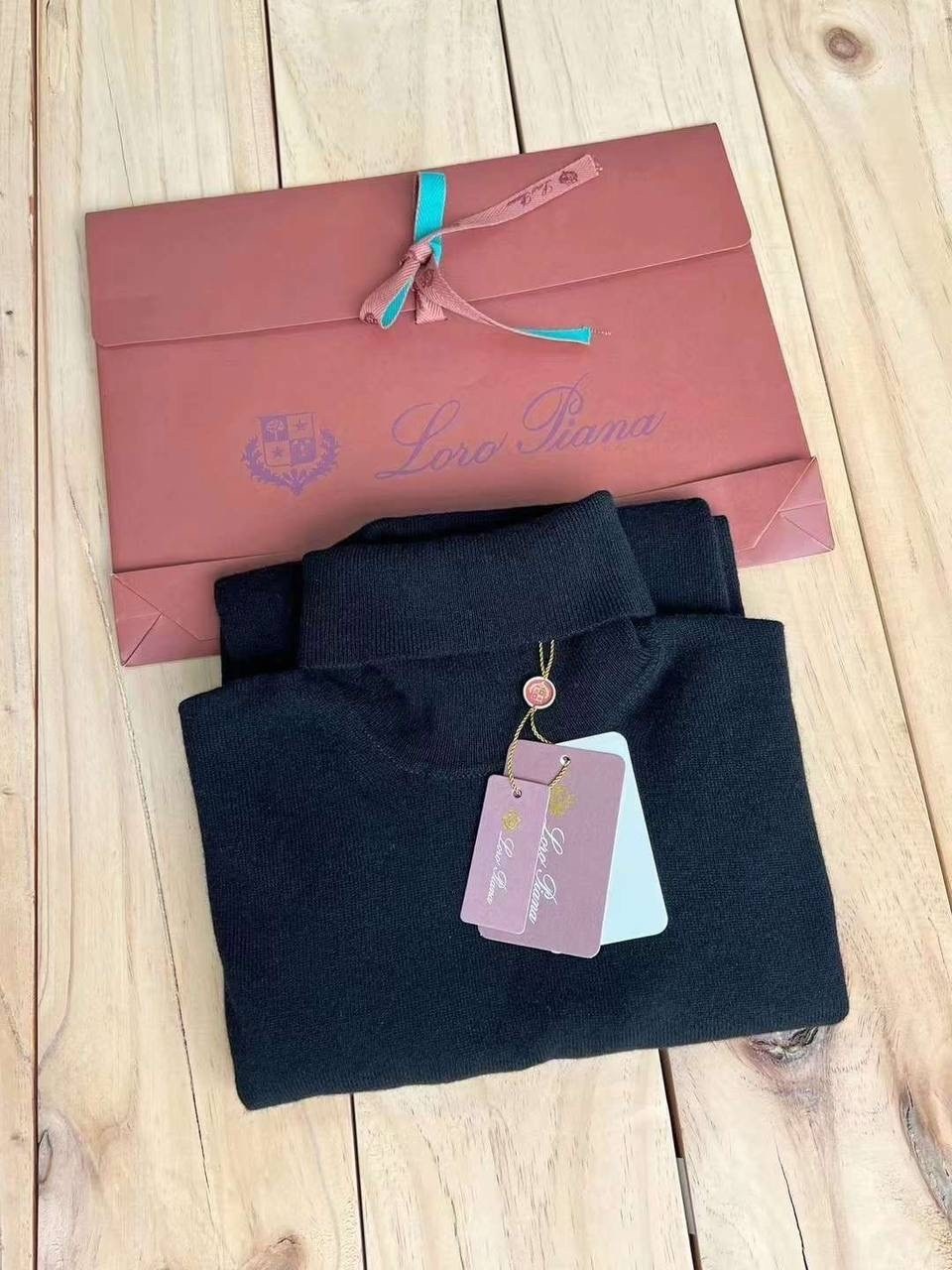 кашемировая водолазка loro piana,водолазка кашемир,свитер loro piana,кофта с высоким воротником,свитер из кашемира