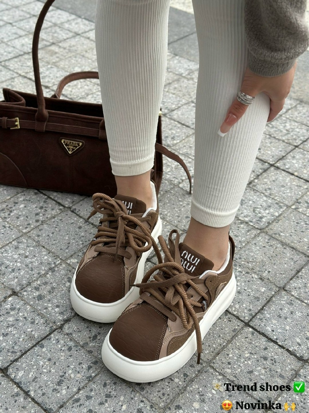 ,кроссовки женскиe,повседневные кроссовки,кроссовки для женщин,кроссовки стильные