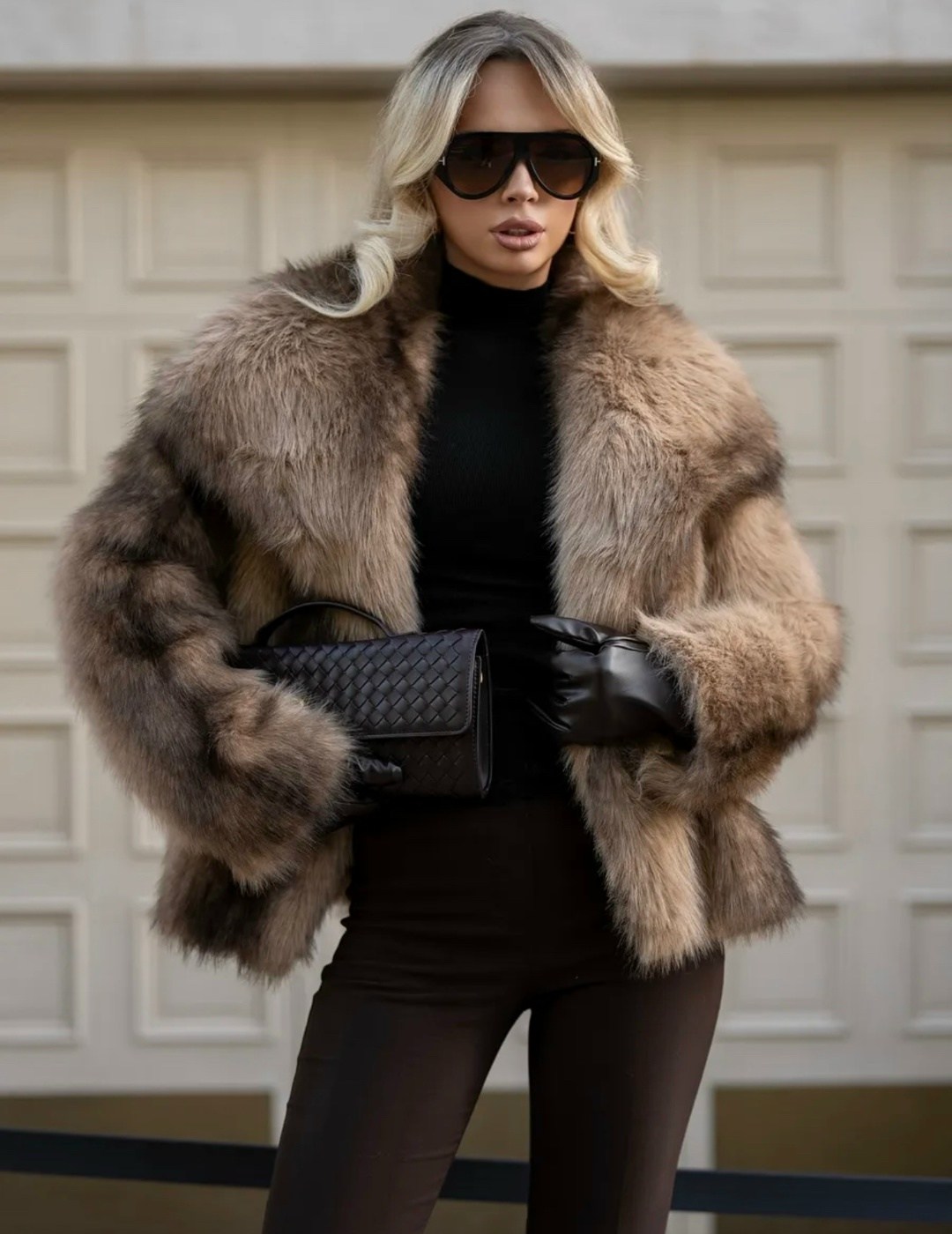 женская шуба,шуба искусственная,меховое пальто,шуба меховая,шубы из натурального меха