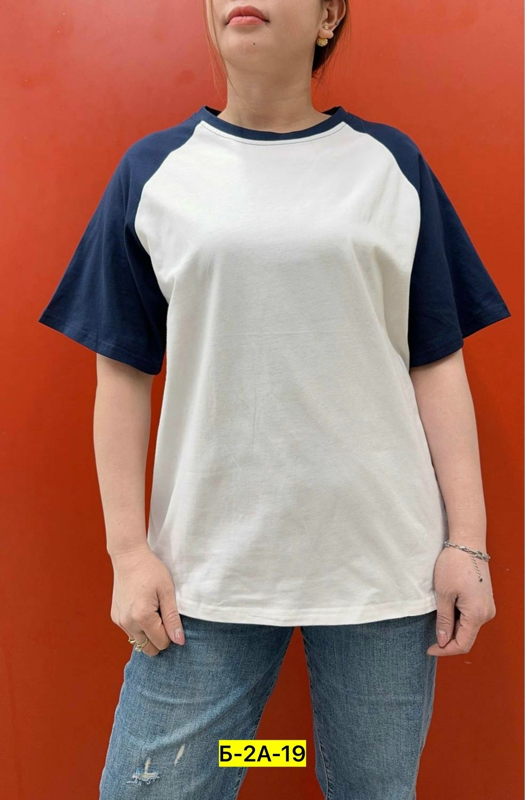 женская футболка,футболка,футболки ,женская футболка больших размеров,футболка с контрастными рукавами женская