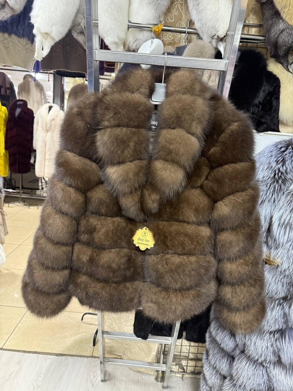 шуба песец,шуба из песца,женская шуба из натурального лисьего меха,шуба песец трансформер серая,шуба песец daniel furs