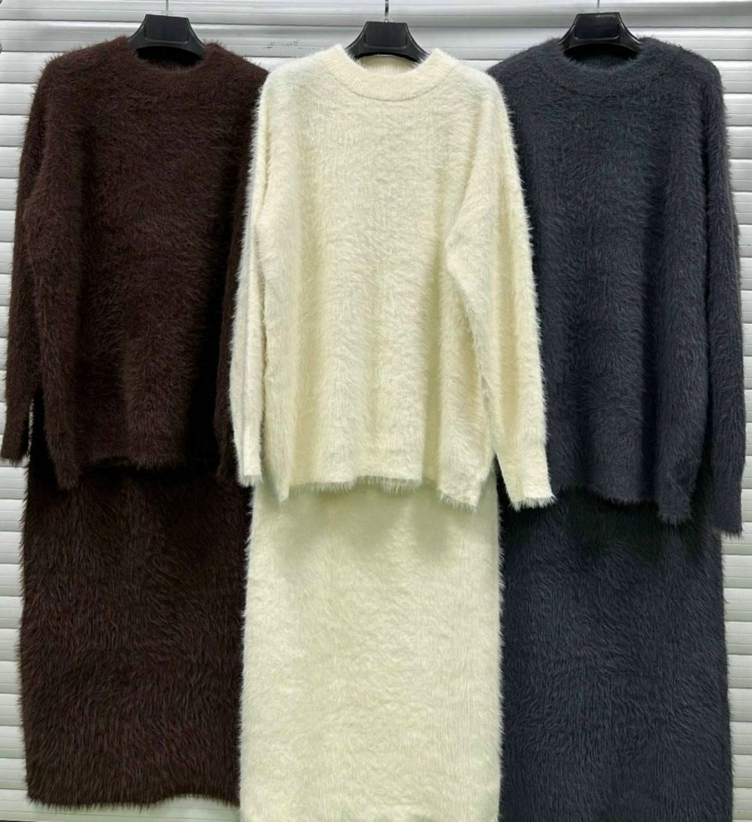 стильные костюмы,трикотажное платье,вязаное платье,длинное вязаное платье,платье теплое