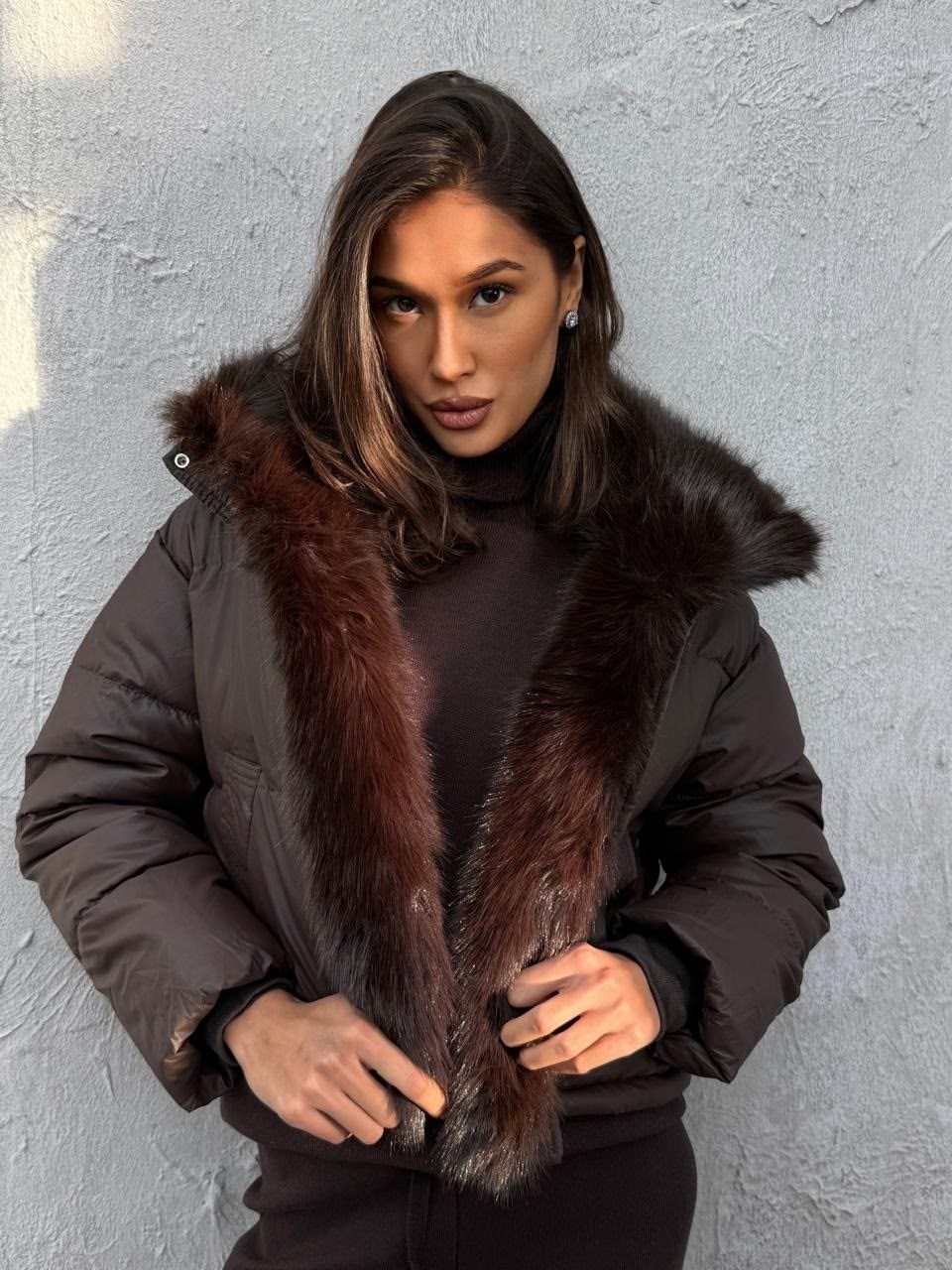 короткий пуховик,пуховики с мехом,короткий пуховик женский,пуховики с натуральным мехом,женские пуховики