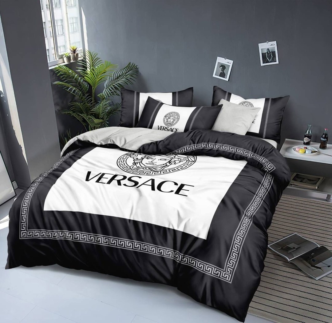 комплект постельного белья,комплект постельного белье евро,постельное белье гуччи сатин,брендовое постельное белье евро,постельный комплект гуччи