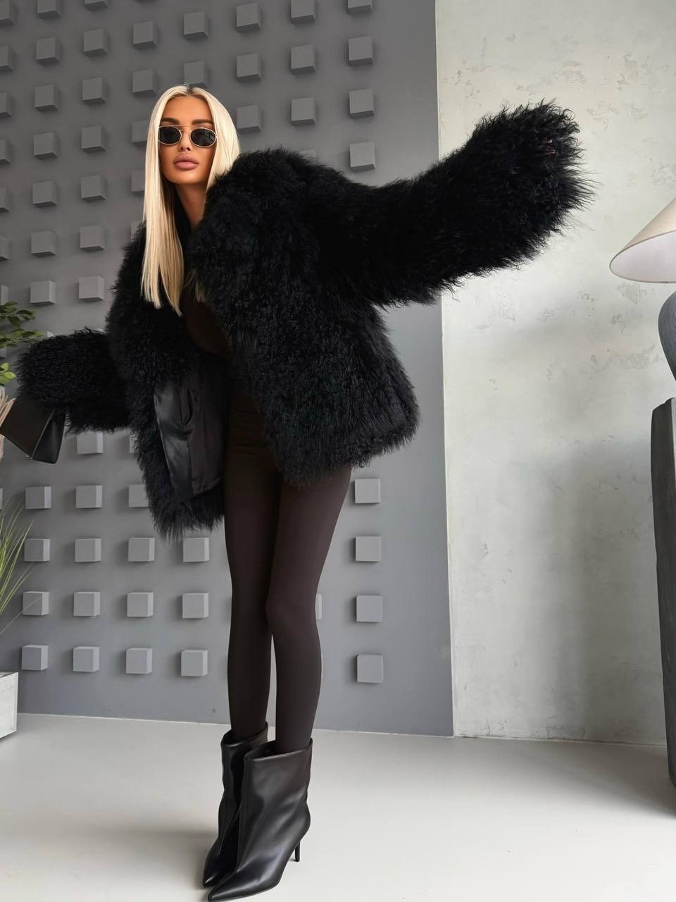 шуба из ламы,женская шуба,искусственная шуба,шуба модная,черная шуба