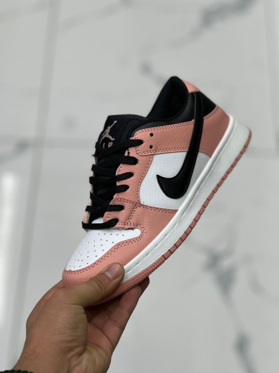 кроссовки найк диор,nike air jordan 1 low,кроссовки dior x nike air jordan 1,диор кроссовки,nike air jordan 1 dior