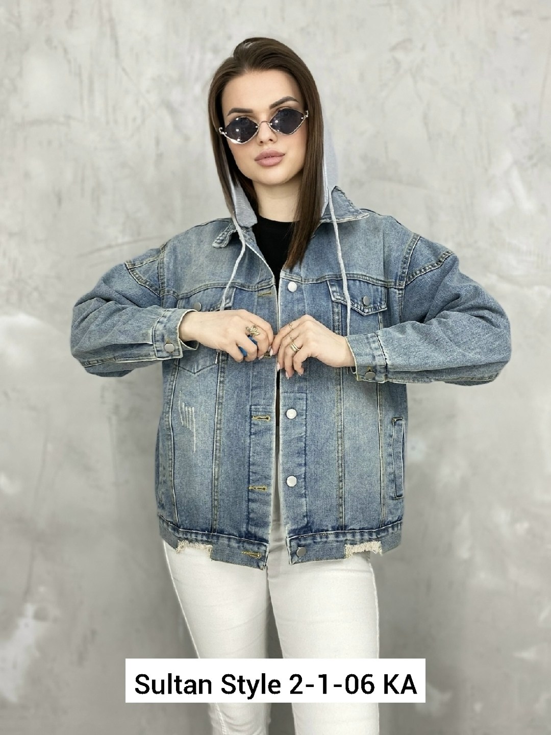 куртка джинсовая женская,джинсовая куртка,модные джинсовые куртки,куртка джинсовая женская с капюшоном,женская куртка