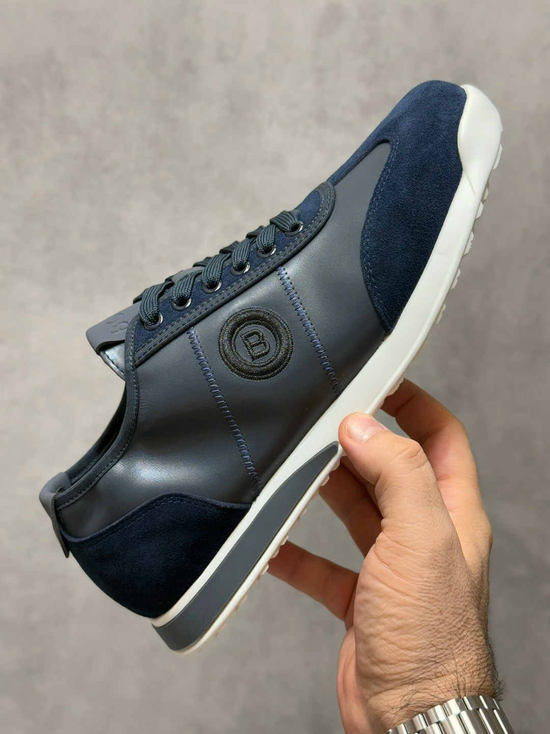 ,кроссовка мужской,кроссовки boss,спортивная ,кроссовки hugo