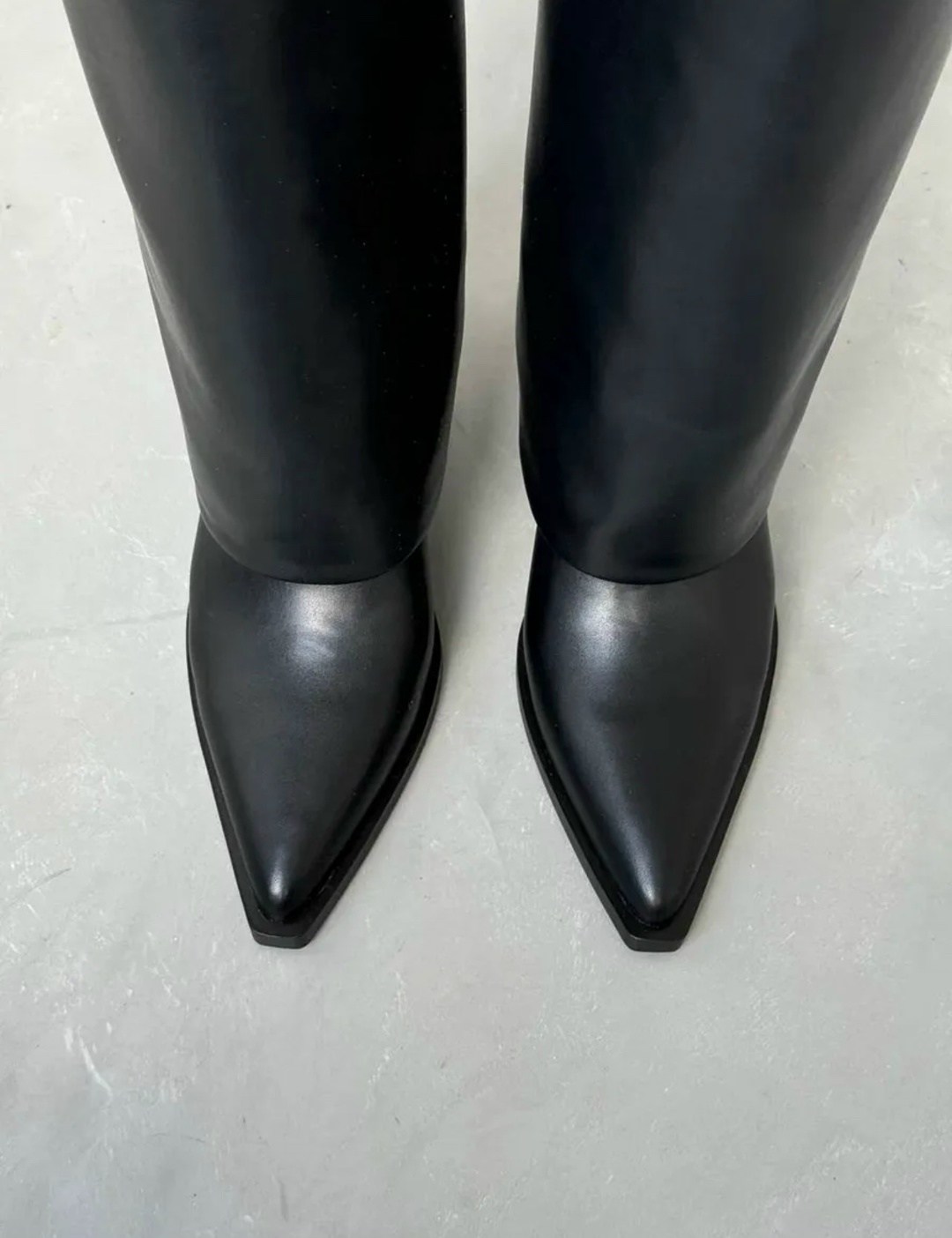 сапоги трубы на каблуке,сапоги трубы на каблуке демисезонные,сапоги демисезонные на каблуке,стильные сапоги,сапоги до колен