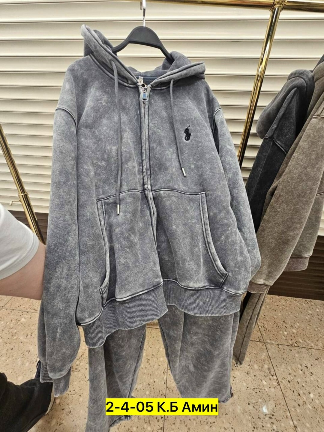 спортивные костюм,женские спортивные костюмы,костюмы двойки,женские костюмы,стильные костюмы