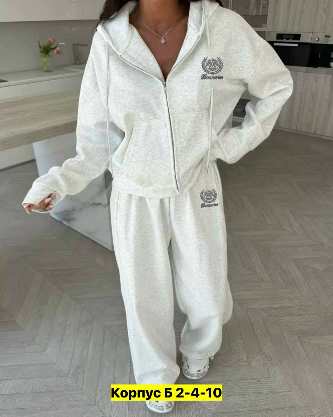 cпортивный костюм женский на флисе,костюмы спортивные женские,женский костюм на флисе,костюмы женские,cпортивный костюм женский теплый