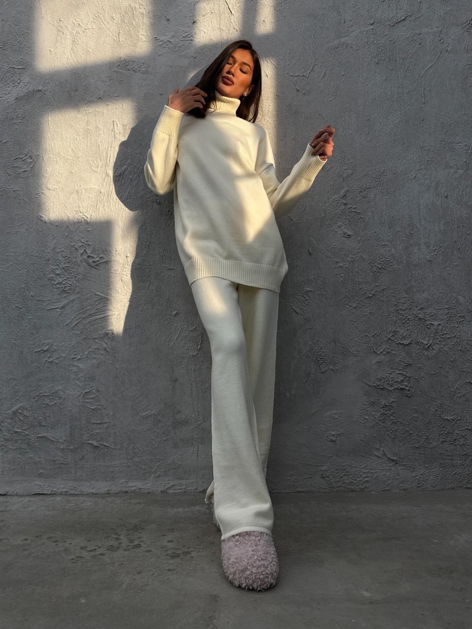 свитер удлиненная,свитер с горлом кашемировый кофта теплая оверсайз,свитер оверсайз с высоким воротом,белый свитер оверсайз,свитер с горлом