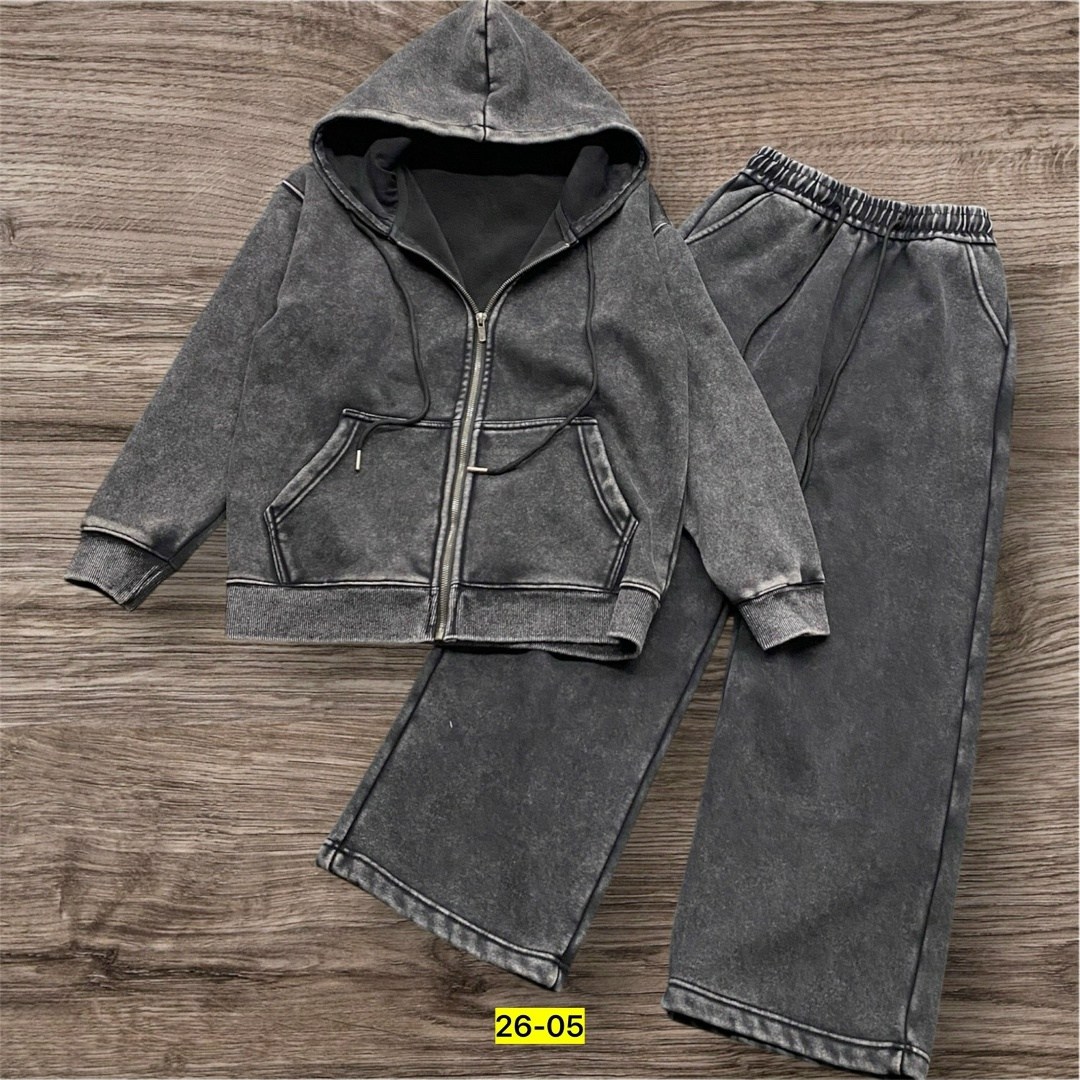 костюм на флисе,детский костюм,костюмы спортивные,костюм велюровый,детские костюмы
