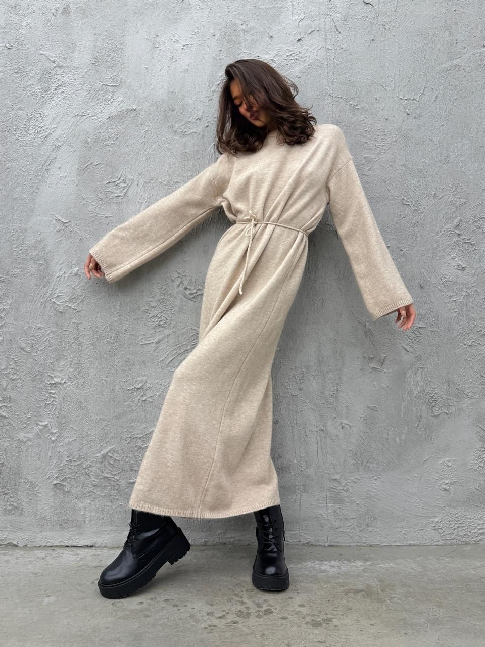 коричневое платье,трикотажное платье,вязаное платье,платье с поясом,длинное вязаное платье