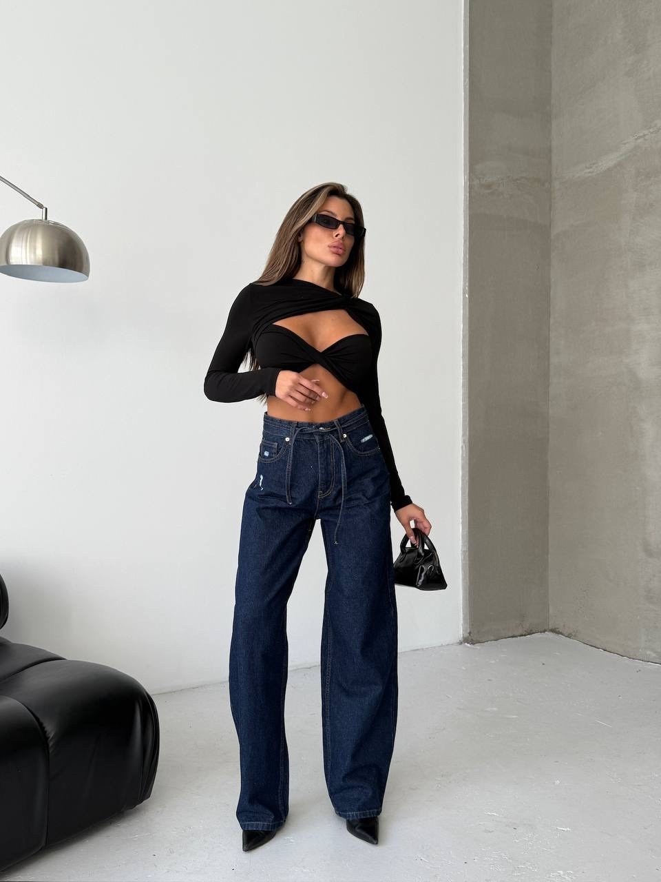 стильные джинсы,женские джинсы,джинсах,брюки джинсы,джинсы широкие