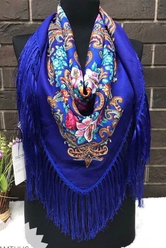 платки павловопосадские,павлопосадские платки,павловопосадский платок незнакомка,платок павловопосадский платок,платок женский павловопосадский платок