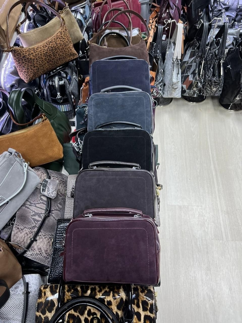 сумка,сумки женская,сумки женская кожаная,замшевая сумка женская,замшевая сумка