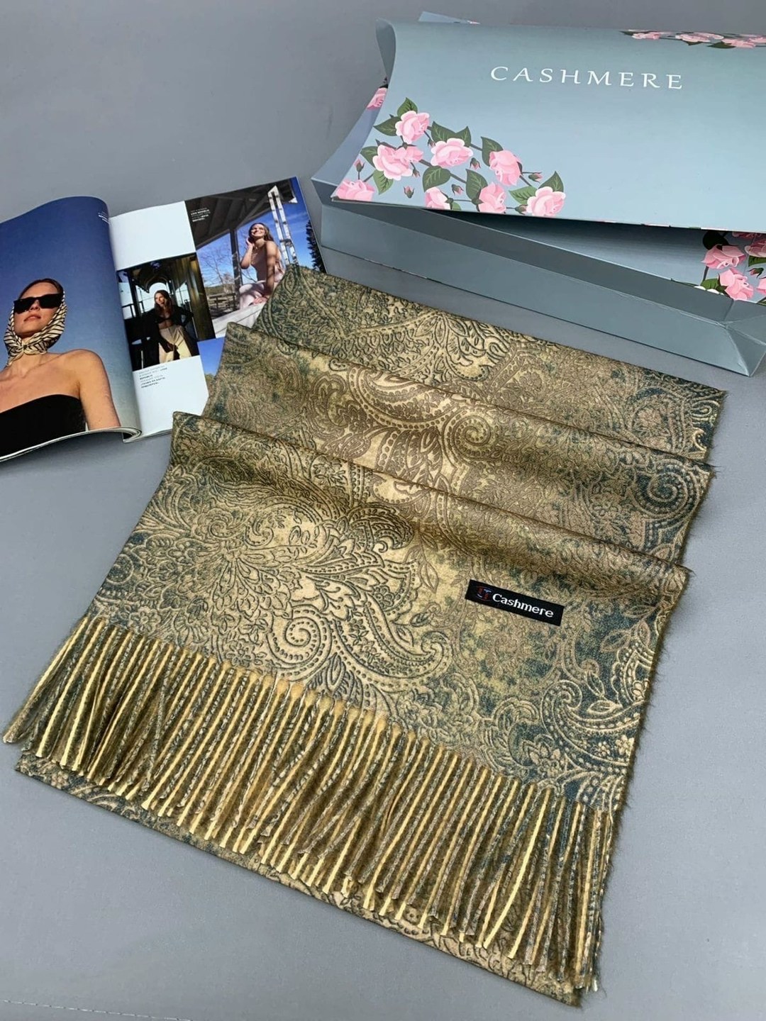 кашемировый палантин,девушка,палантин кашемировый шарф зимний,платки шарф,женские платки