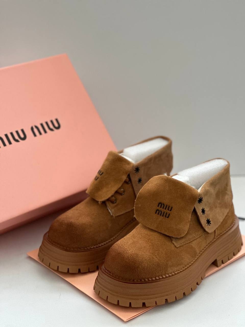 ботинки miu miu,,ботинки миу миу,ботинки miu,ботинки замшевые