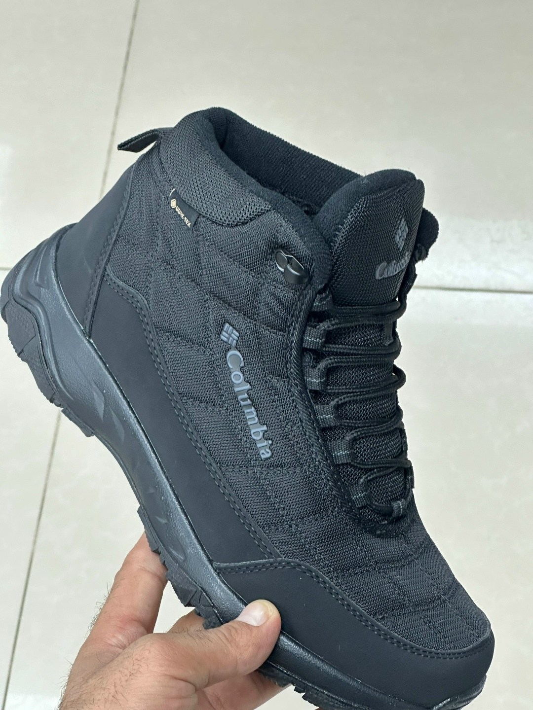 кроссовки columbia зимние,кроссовки мужские зимние columbia,зимние ботинки columbia,ботинки columbia,кроссовки мужские columbia