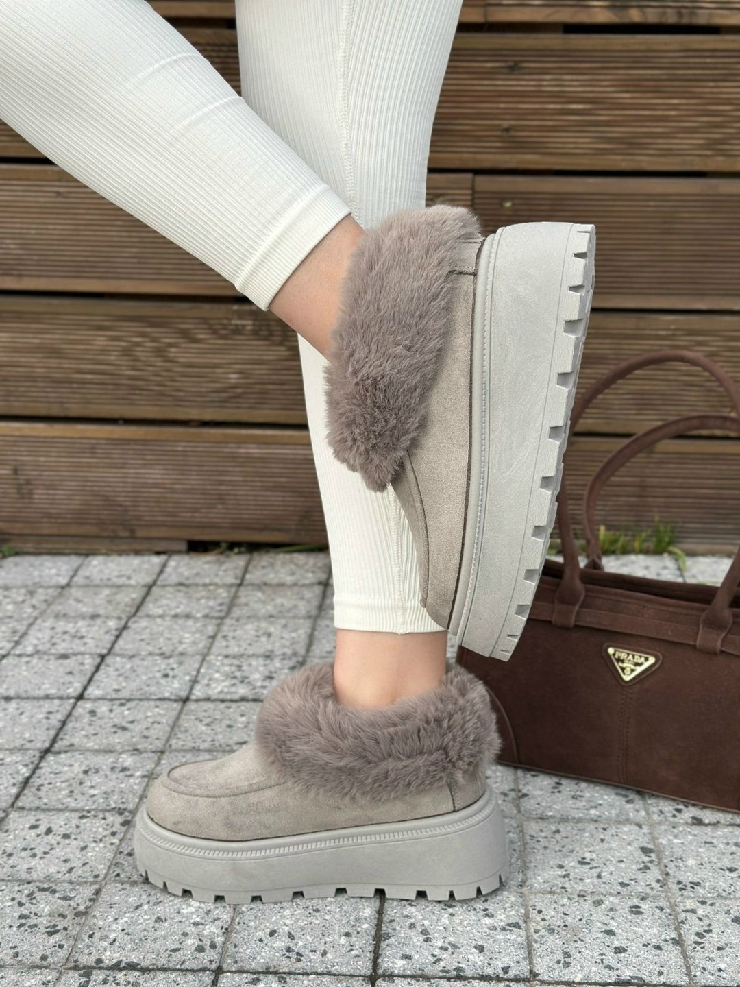 ,женские угги,женская зимняя ,женская ,женские угги зимние