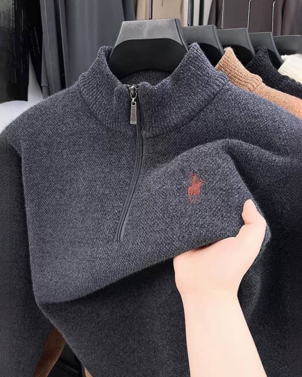 свитер,модные свитера,свитер с высоким воротом,трикотажный свитер,мужские свитера