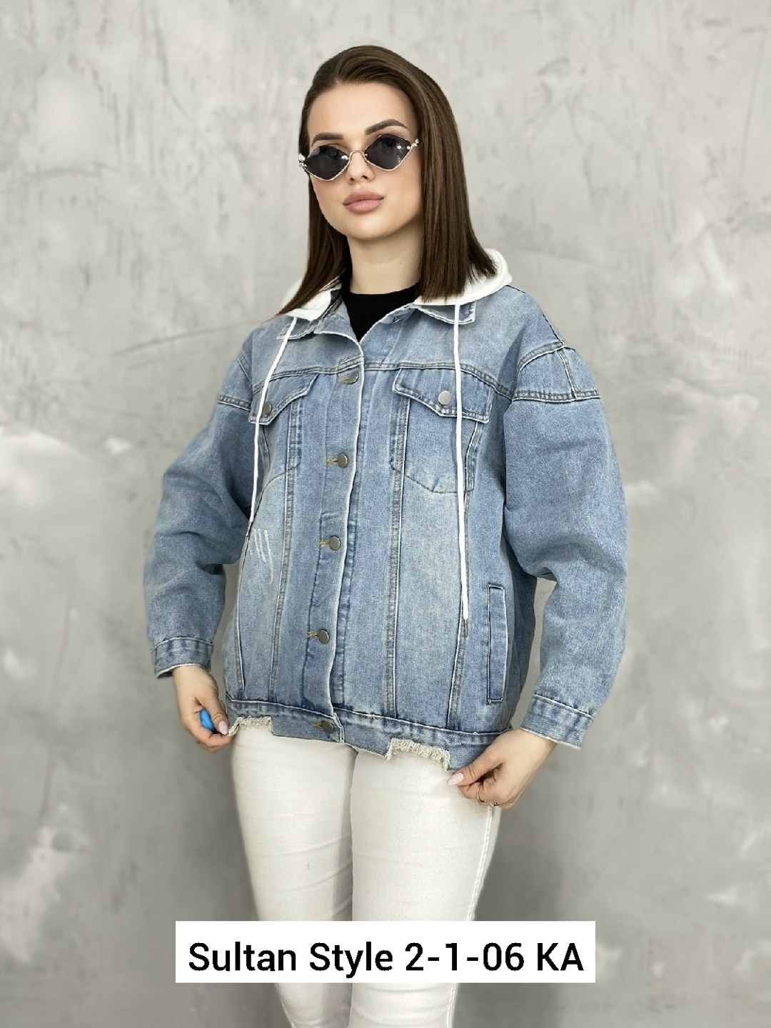 куртка джинсовая женская,джинсовая куртка,модные джинсовые куртки,куртка джинсовая женская с капюшоном,женская куртка