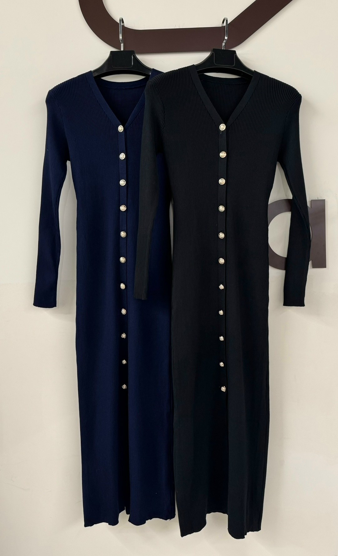 трикотажное платье,платье стильное,платье коричневое,платье женское трикотажное,платье с пуговицами