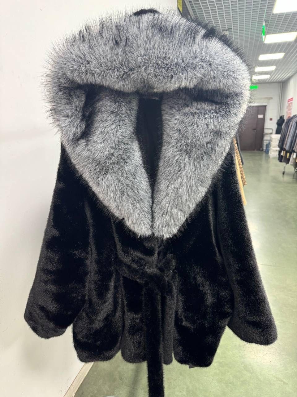 норковая шуба летучая мышь,шуба норковая летучая мышь с капюшоном из чернобурки,норковая шуба летучая мышь с капюшоном,шуба летучая мышь из норки с капюшоном,шуба летучая мышь из норки