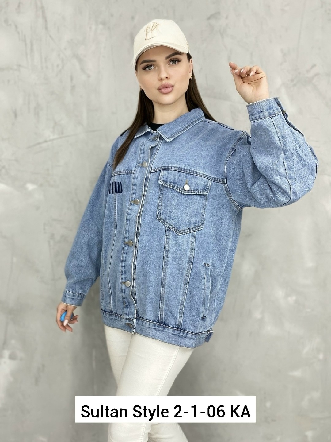 джинсовая куртка,женская джинсовая куртка,женская джинсовая куртка с капюшоном,дизайн женской джинсовой куртк,джинсовая куртка джинсовка