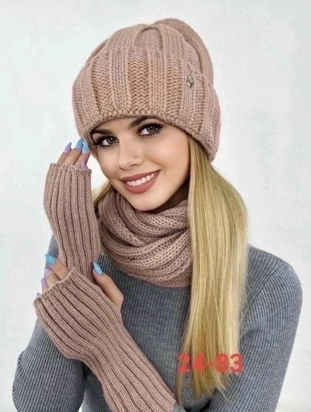 комплект шапки,женская вязаная шапка,женский вязаный комплект,шапка шарф комплект,комплект шапка и хомут женский двухцветный