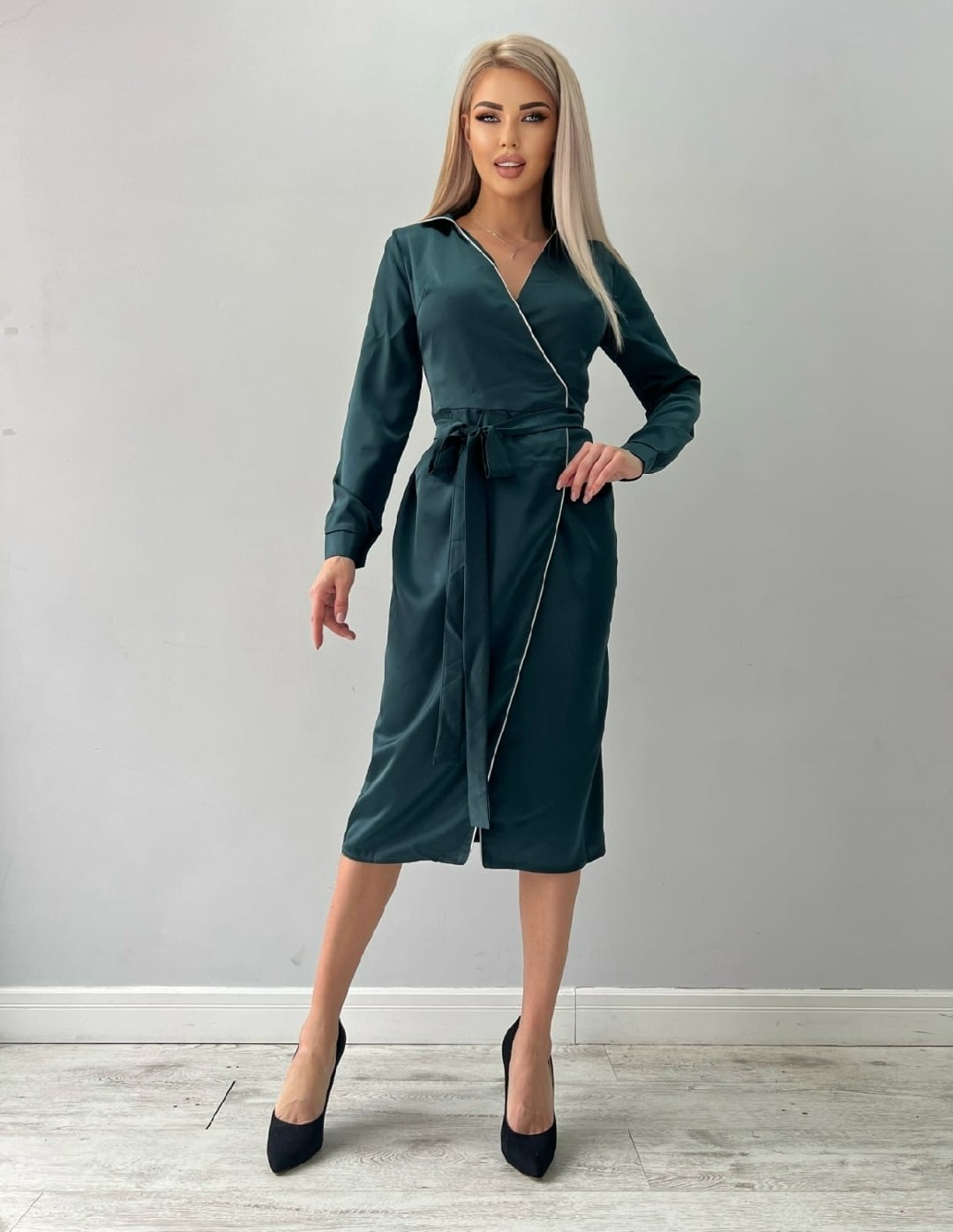 женская платье,,атласное платье с запахом,платье,платье трикотажная