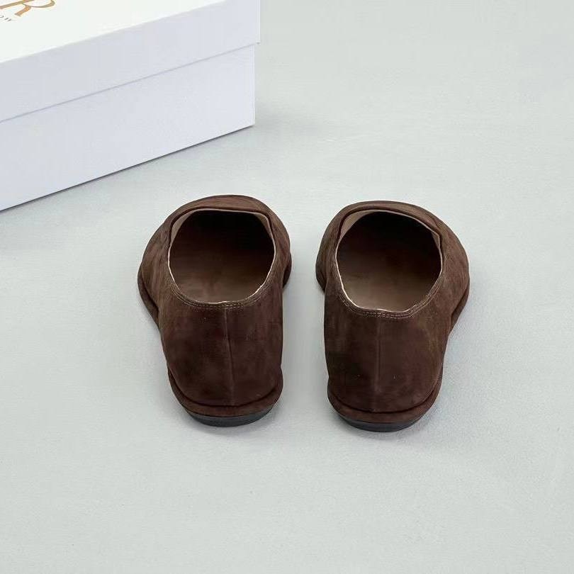 лоферы модные,,замшевые лоферы,лоферы женские,loro piana лоферы