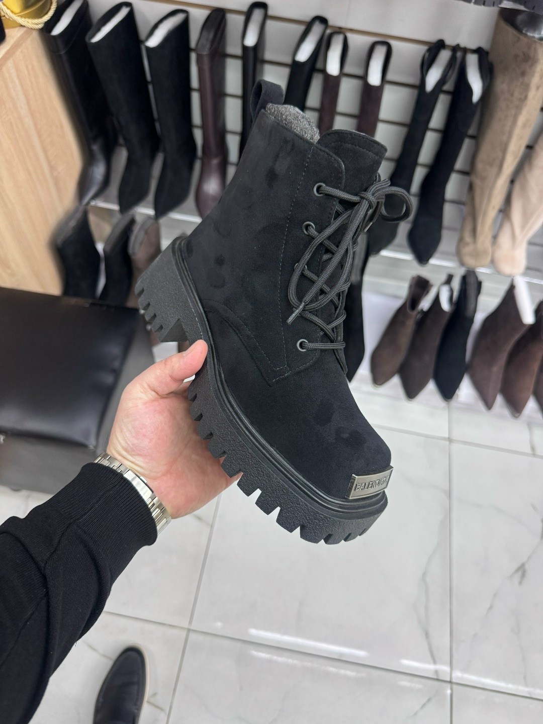 ,ботинки челси баленсиага,ботинки женские,замшевые ботинки,женская