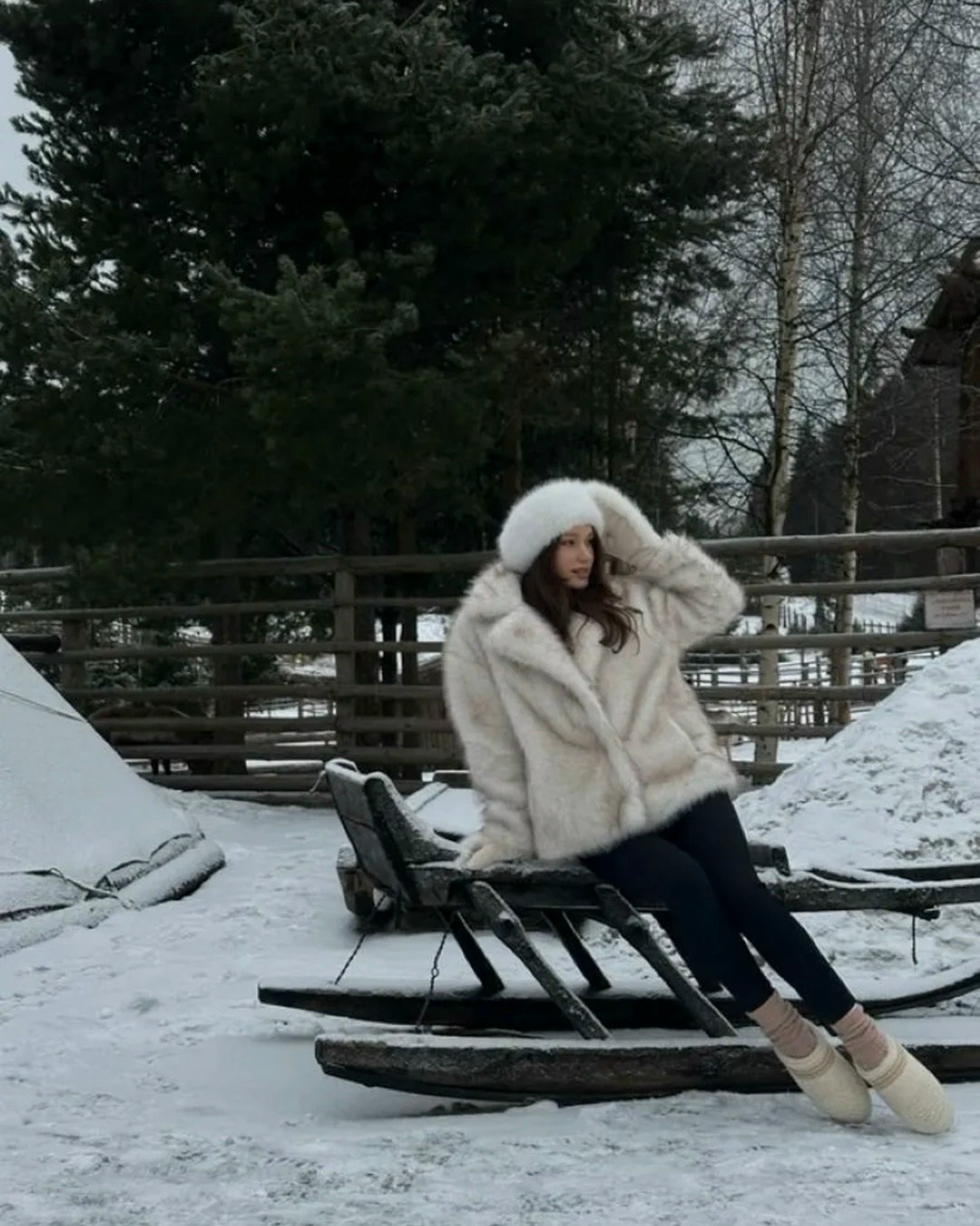 шуба белая,шуба искусственная,шуба из эко меха,меховое пальто,женская шуба