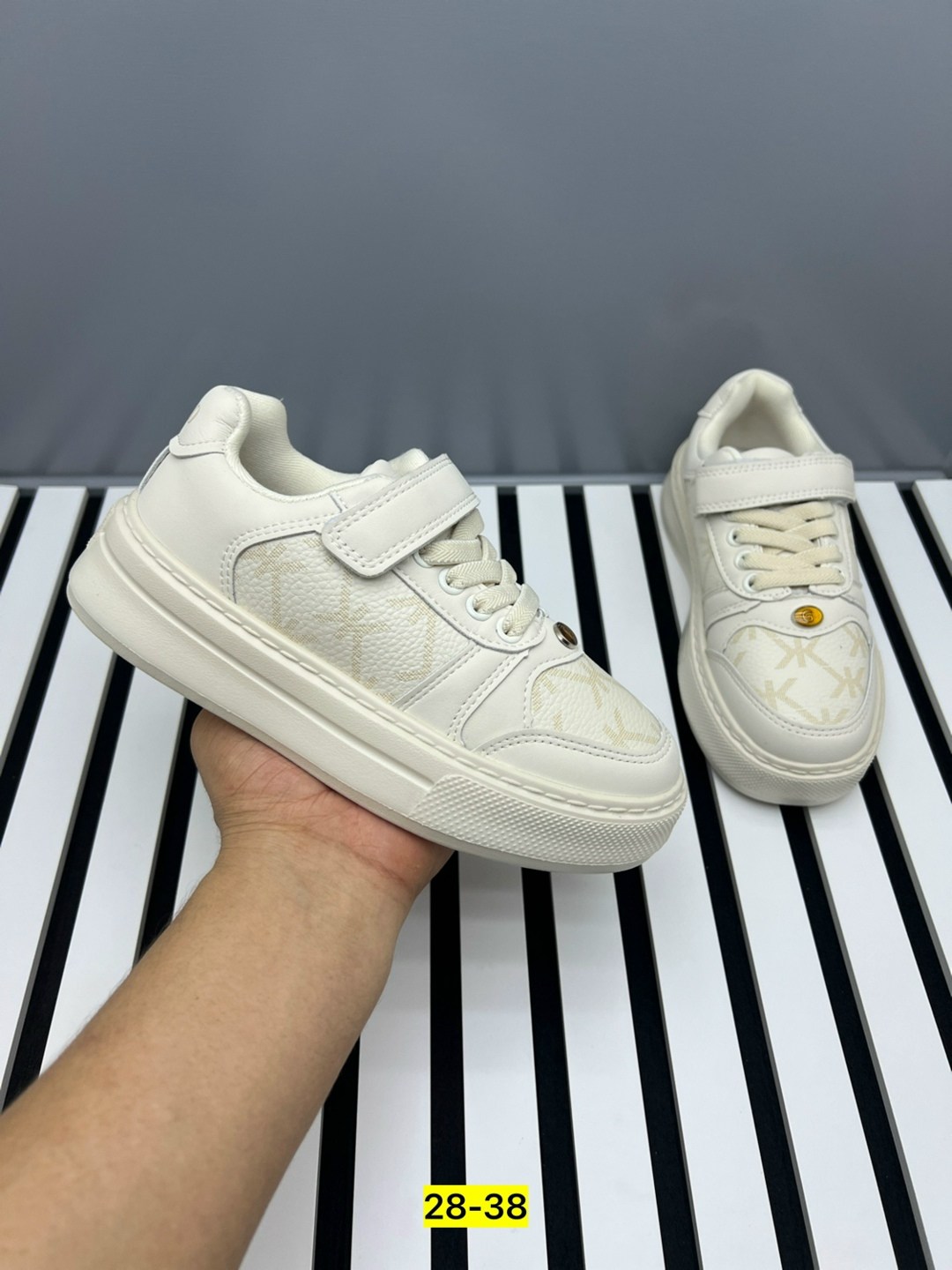 ,брендовые кроссовки,детские кроссовки,кроссовки подростковые,кроссовки повседневные