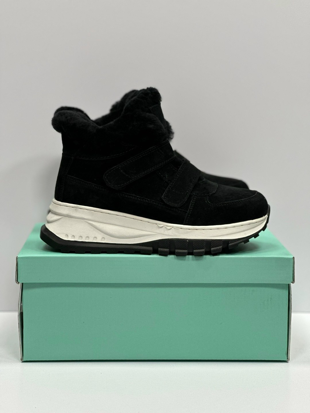 женская зимняя ,ботинка женские зимние,,зимние женские кроссовки,ботинки зимние