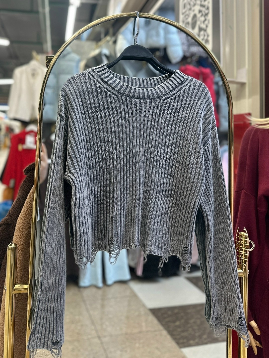 стильная кофта,модная кофта,свитер рваный,кофта вязаная,женская кофта