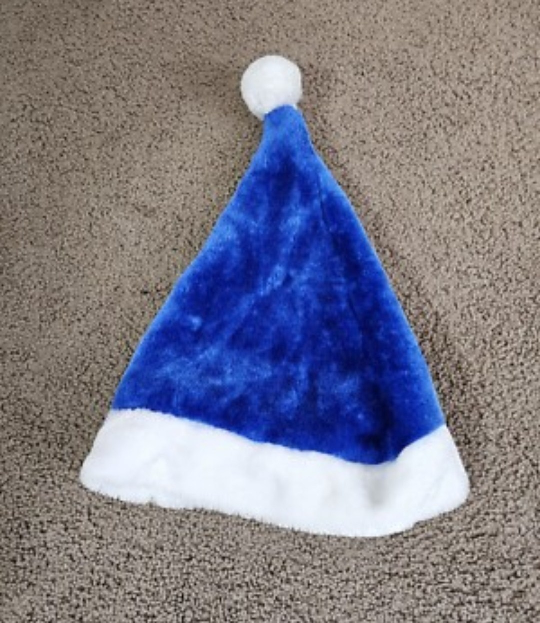 колпаки новогодние,шапка новогодняя,новогодняя шапка деда мороза колпак новогодний,новогодние шапки деда мороза,колпак деда мороза