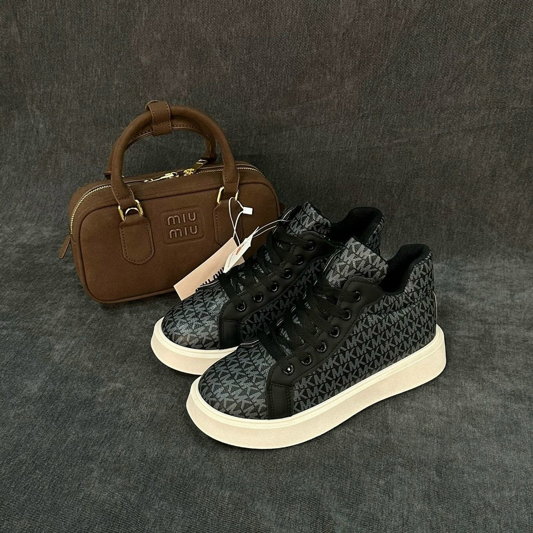 , женская,женские кроссовки,кроссовки michael kors,обуви