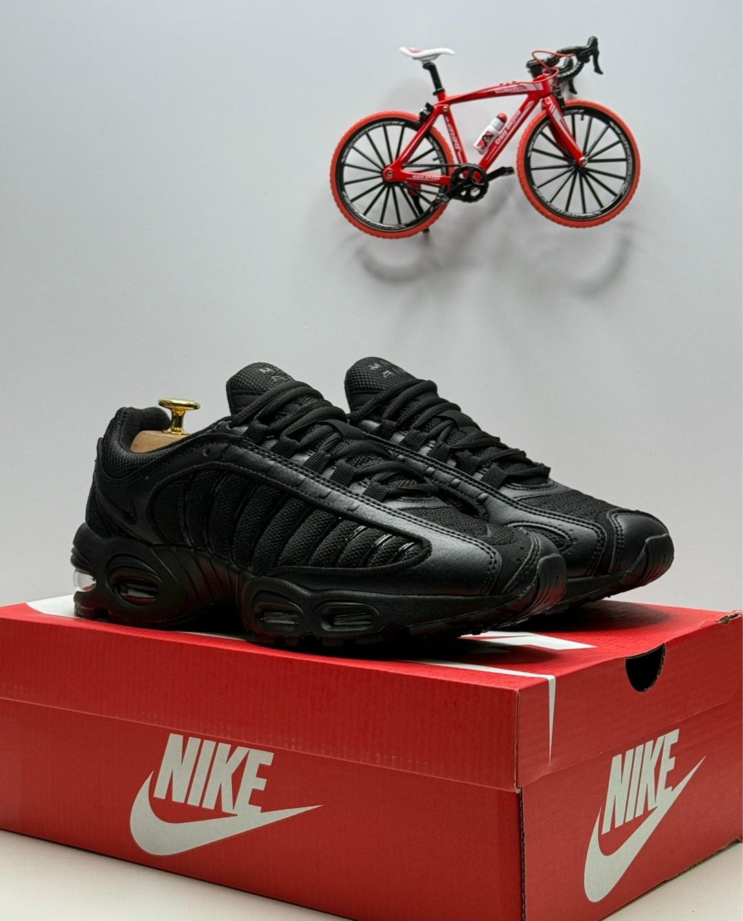 мужские кроссовки nike air max,кроссовки nike air max tailwind 4,кроссовки nike air max plus tn,кроссовки мужские nike,кроссовки
