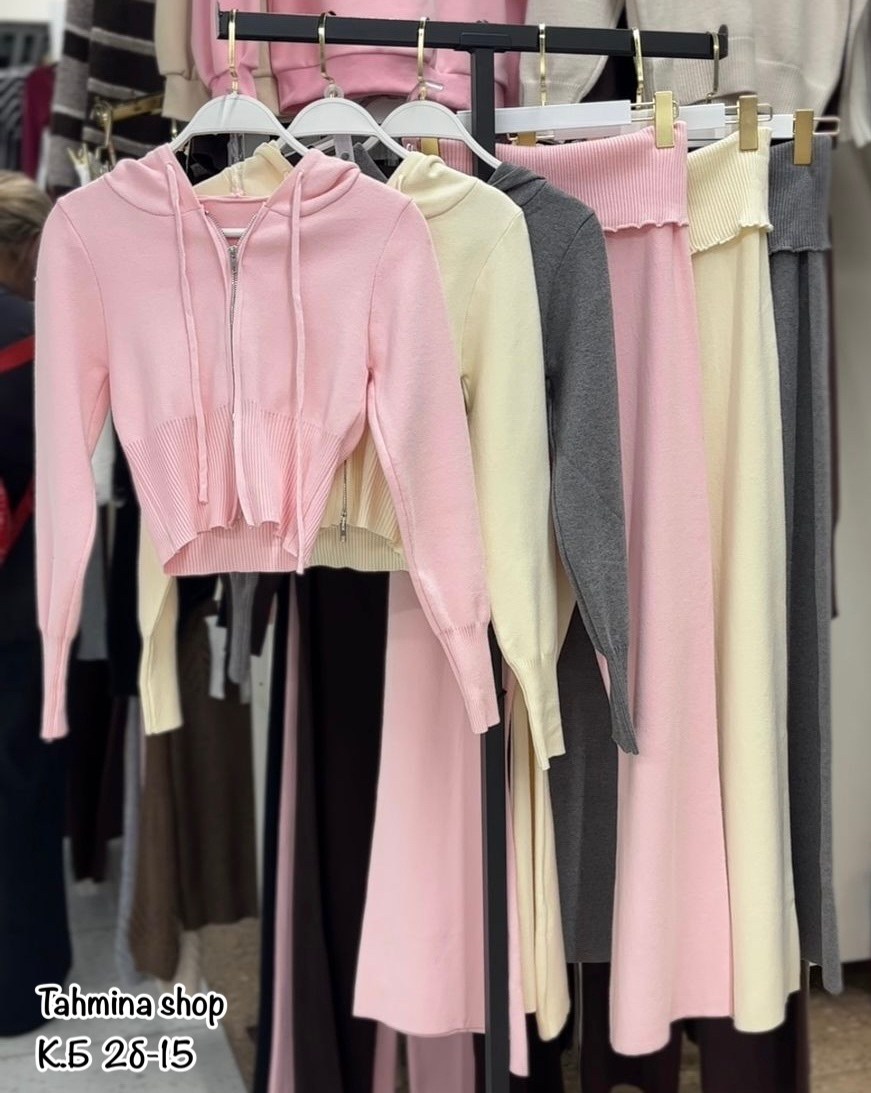 костюм стиль,велюровые костюмы,костюм с брюками клеш,мода стиль,черный брючный костюм