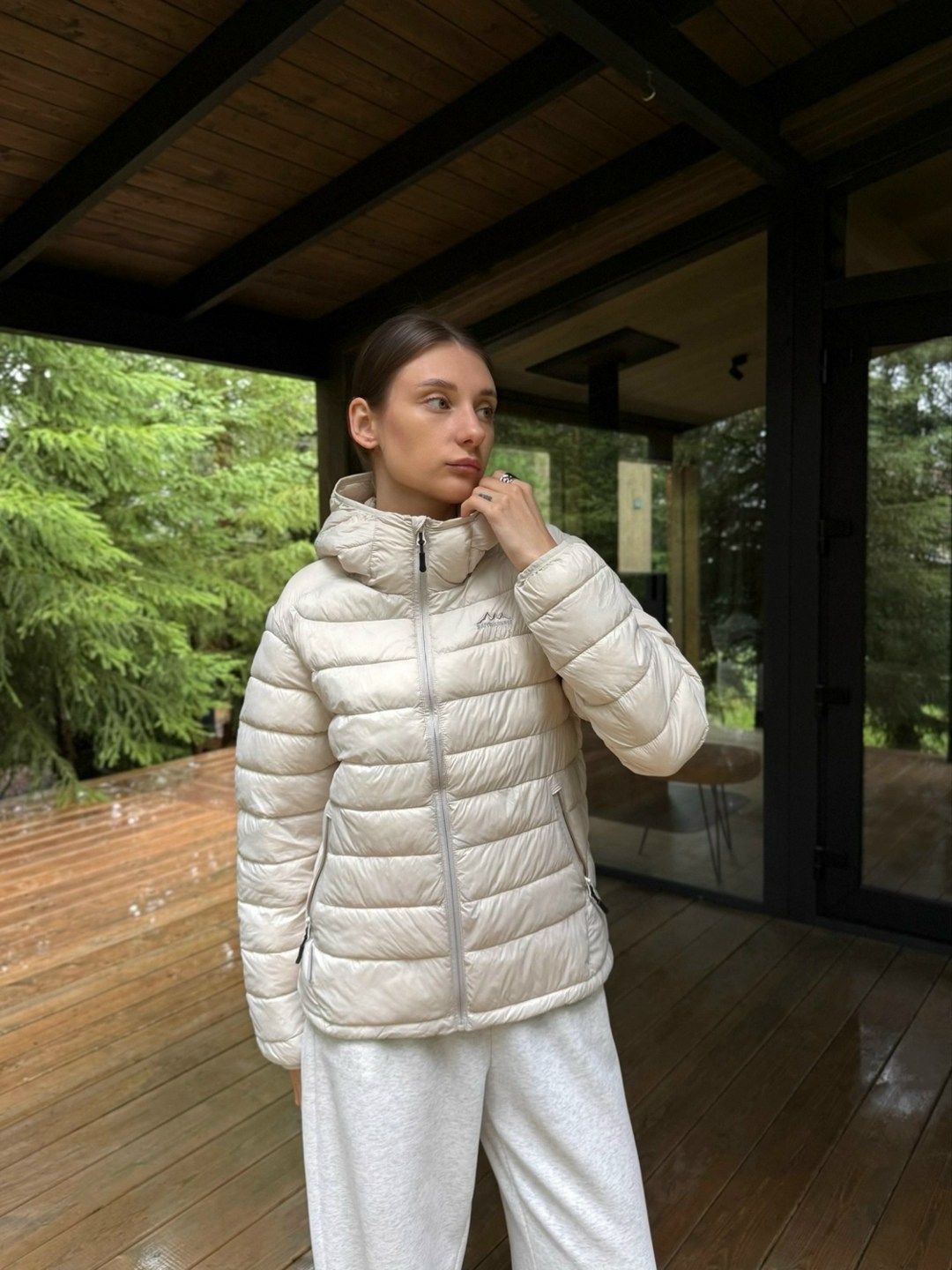 куртка женская,легкая куртка,куртка пуховик,куртка с капюшоном,куртка