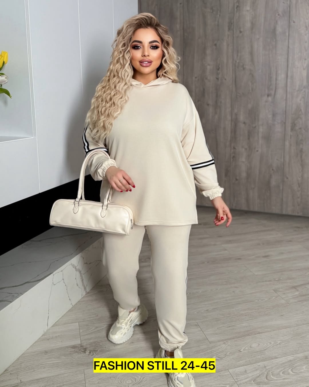 костюмы женские,женские спортивные костюмы больших размеров,cпортивный костюм больших размеров,женские костюмы больших размеров,женский костюм на флисе