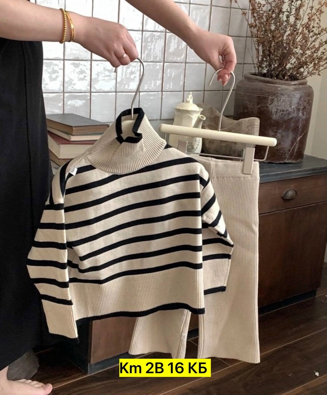 трикотажные костюмы,свитер для девочек,комплект одежды для девочек,костюм с кофтой,костюм вязаный для девочки