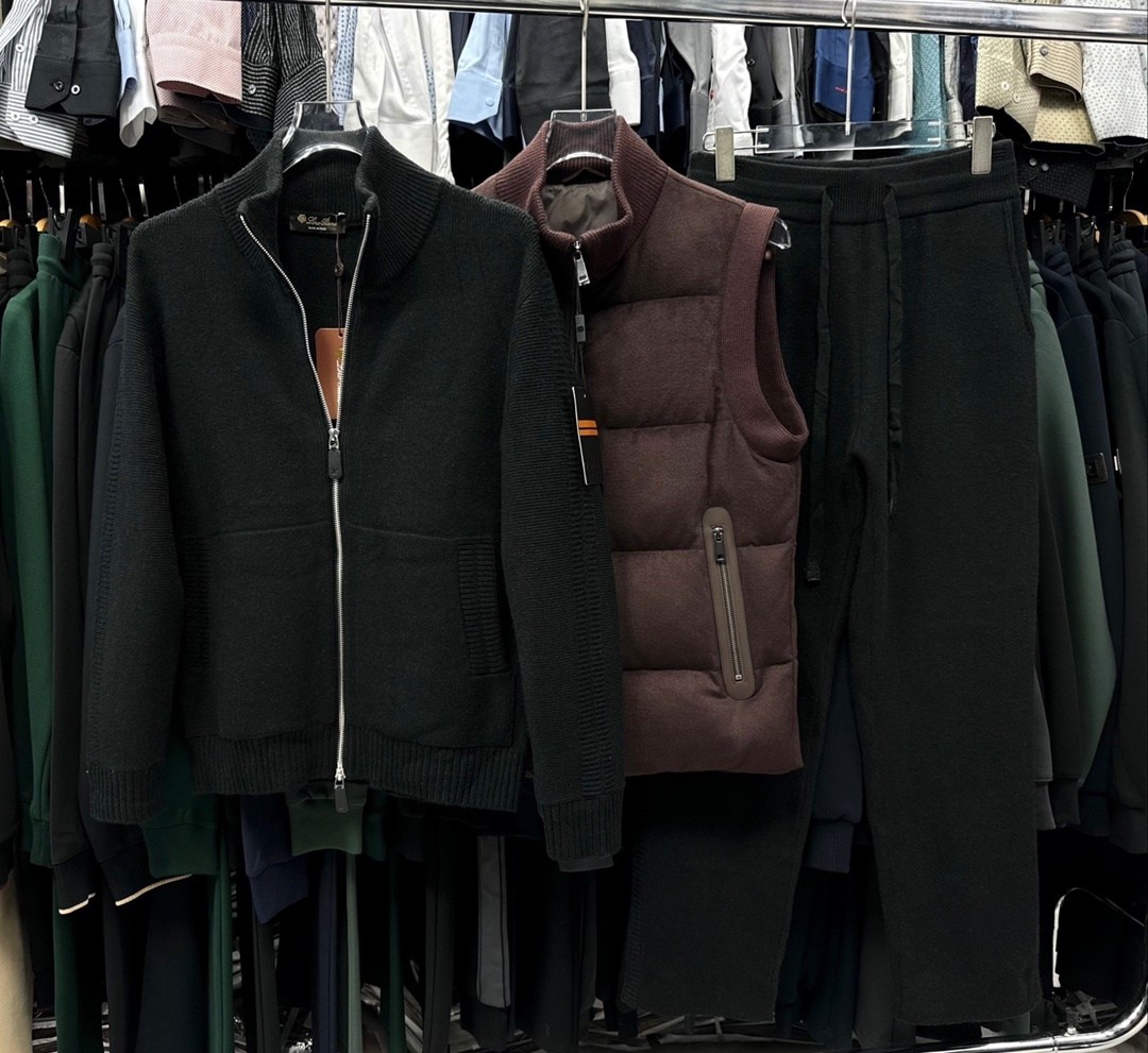 жилет коричневый,жилет мужской,жилет утепленная,жилет,жилет стеганый