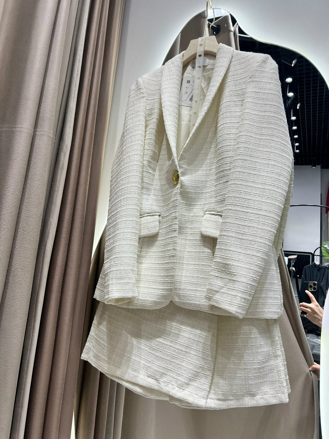 женский твидовый костюм,стильные костюмы,твидовый костюм с юбкой,твидовые костюмы,жакет