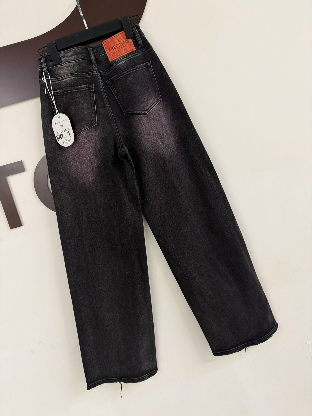 джинсы брюки,женские джинсы,джинсы balenciaga,джинсы джинсы,джинсовые брюки