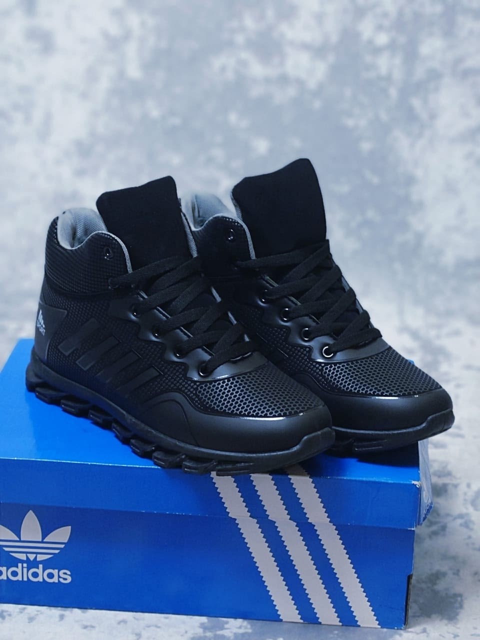 кроссовки зимние мужские adidas,зимние кроссовки adidas,кроссовки мужские зимние с мехом adidas,adidas кроссовки мужские,зимние кроссовки адидас мужские коричневые